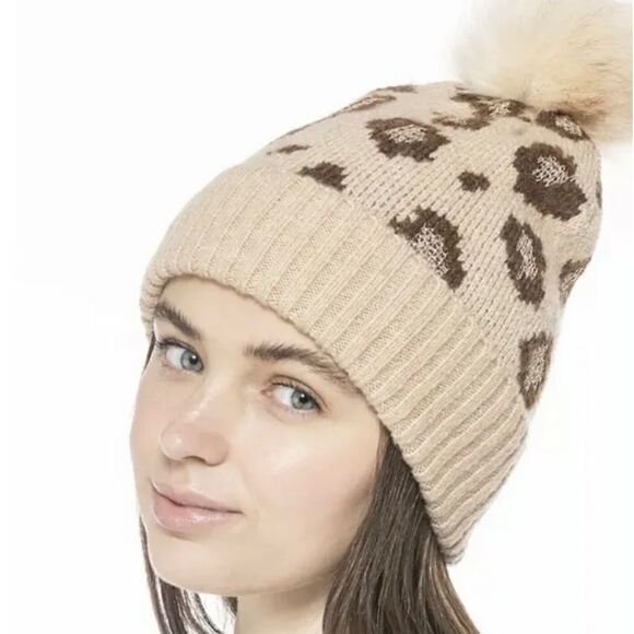 INC International Concepts Women's Leopard Shine Beanie Hat, Natural, OS. NWT - Picture 1 of 4